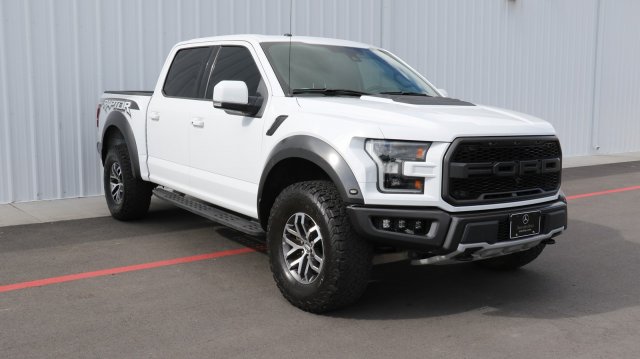 Pre Owned 2017 Ford F 150 Raptor 4wd 4d Supercrew